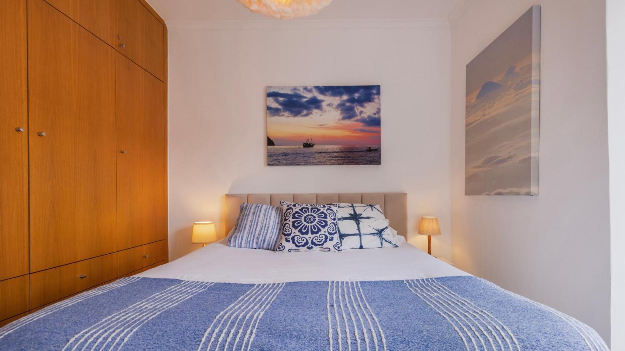 Sunny Design Apt In Praca Das Flores By Lovelystay Lisboa Extérieur photo